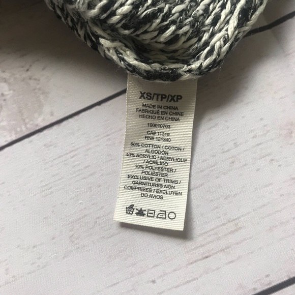 Garage Speckled Knit Sweater - Picture 6 of 8